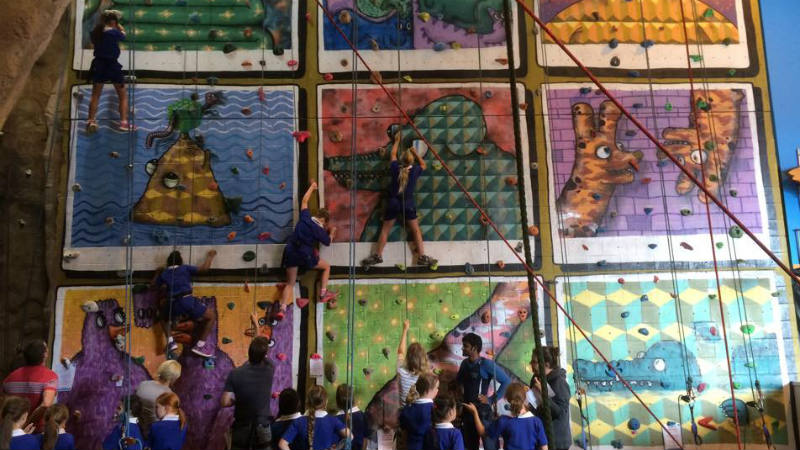 CLIMBING WALL - 2 HOURS CLIMBING