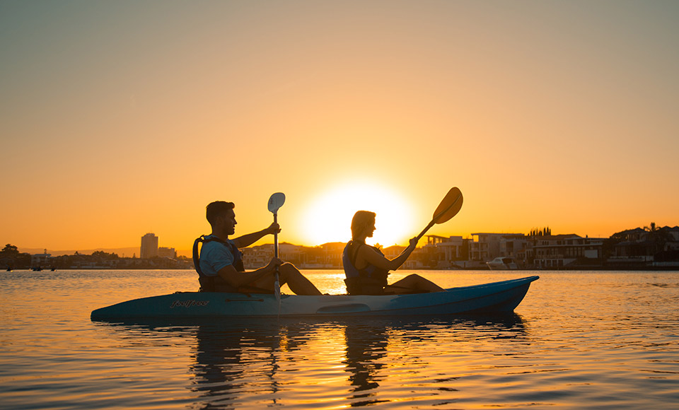 Sunset kayak tour Surfers Paradise