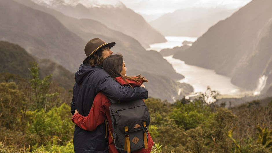 REAL JOURNEYS - DOUBTFUL SOUND WILDERNESS COACH & CRUISE FROM QUEENSTOWN