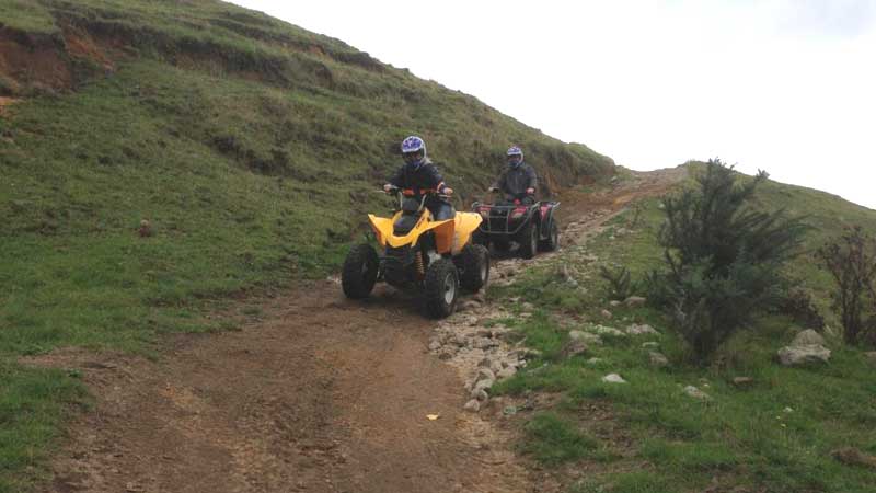 Enjoy an hours Sports Quad action with Rotorua's only Quad Bike operator. Explore a fantastic range of terrain with options to suit all levels of experience from beginer to expert.