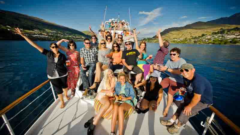 Step aboard Queenstown's party boat, The Luanda Experience for an epic evening cruise. Glide around the magnificent Lake Wakatipu with the stunning Remarkables mountains as your backdrop.