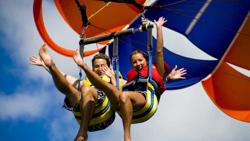 Embark on an incredible parasailing experience, climbing to a tremendous height of 1300ft over the stunning Bay of Islands! 