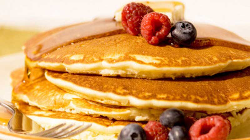 Bookme Special – Eggs Benedict or Pancakes Valued At $16.50 (From ONLY $8)