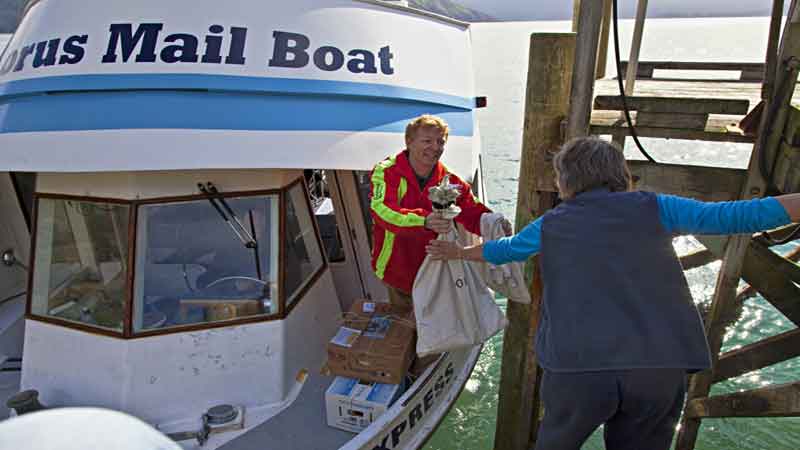 On Tuesdays, Thursdays and Fridays you have the opportunity to join the world famous Pelorus Mail Run in the Marlborough Sounds