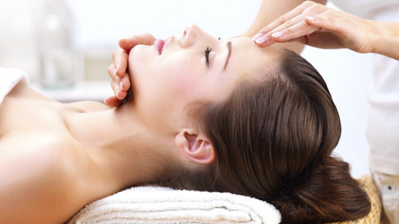 Transport yourself to Henry Street and walk out with glowing skin and a feeling of relaxed bliss.