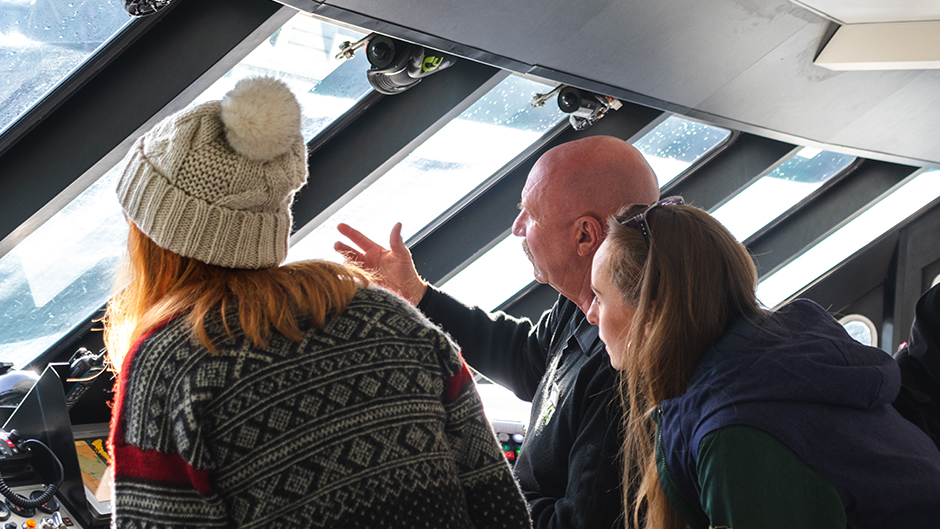 Hop on board our spacious catamaran for a fun, friendly and fabulous 2-hour cruise through Fiordland's famous Milford Sound! 