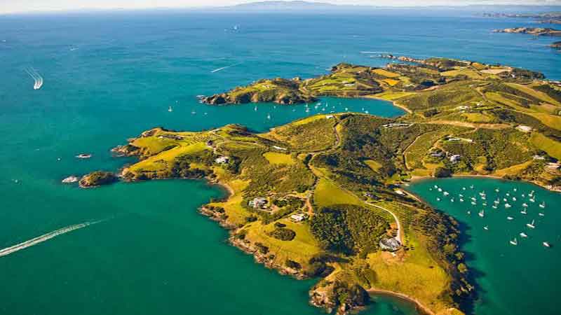 Waiheke Fast Ferry from Waiheke Island to Auckland City downtown.