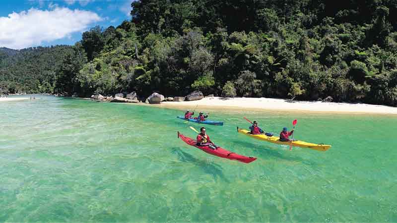 Our half day tour is an ideal introduction to sea kayaking. Enjoy an easy paddle amongst the sheltered inlets and granite formations of the stunning Kaiteriteri coastline.