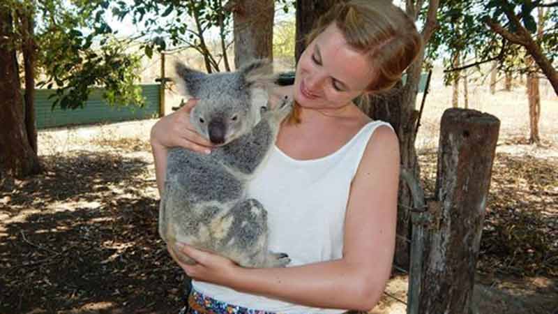 Get a unique hands on experience at Rob Bredl’s 175 acre bushland wild farm! This day tour from Airlie Beach will give you a true experience with the iconic bushman
