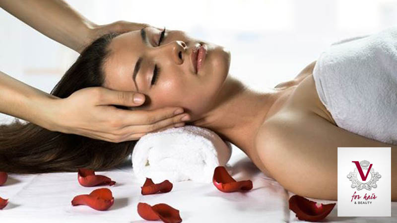 Let our expert beauticians pamper you to perfection with our luxurious 1 hour facial.