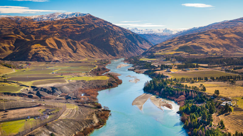 Join Heliview Flights to experience the charms of Central Otago and see why this place is a world of difference.