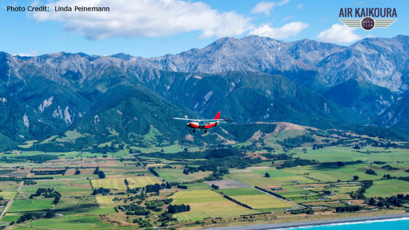 To appreciate the beauty and contrasts of Kaikoura, there is nothing better than seeing it from the air. Experience for yourself the stunning beauty of a place where mountains meet the sea, and marine life abounds.