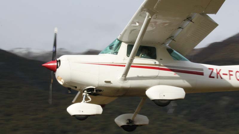 Soar high above Dunedin and try your hand at piloting a plane with this incredible Trial Flight experience! 