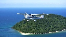 30 Minute Scenic Flight Over The Great Barrier Reef