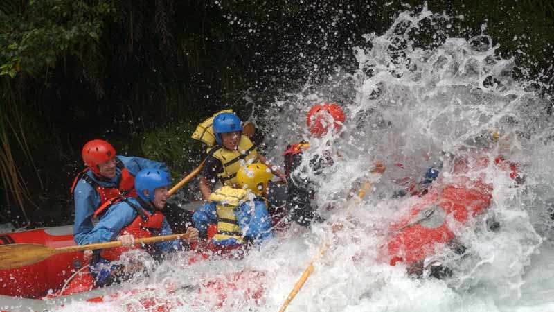 Join Wet n Wild Rafting for an incredible 2 hour white water expedition over 14kms of invigorating grade 3-4 rapids on the lower Rangitaiki River.