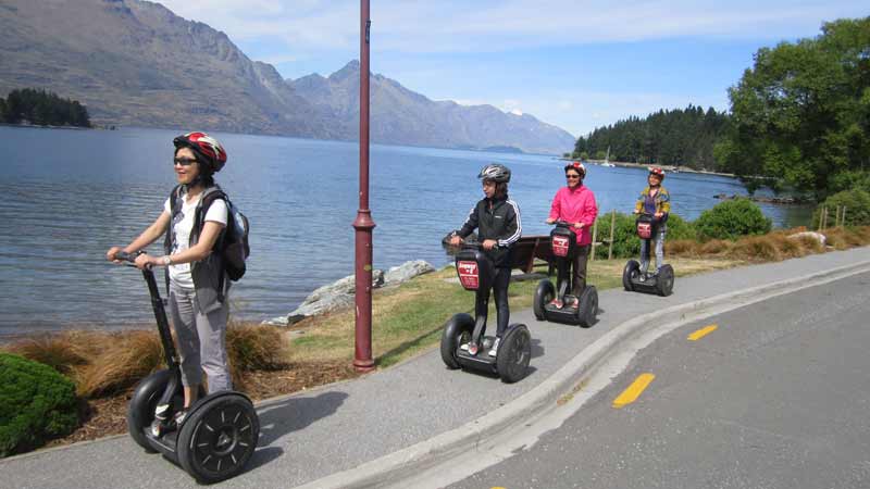 Discover Queenstown with the amazing Segway! Take in various points of interest around Queenstown with your friendly guide, while you interact with your uniquely fascinating Segway.
