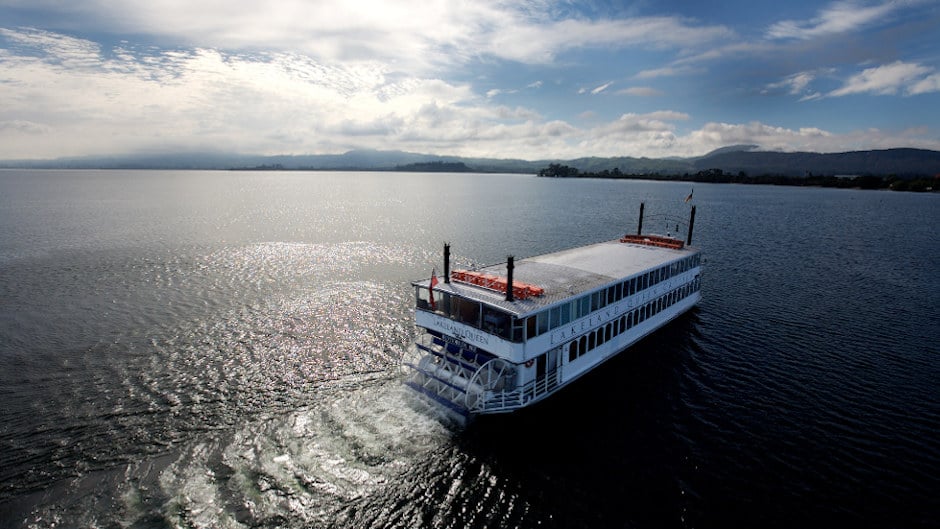 Join the friendly crew aboard the M.V Lakeland Queen for an hour of relaxed cruising on Lake Rotorua while enjoying a coffee and fresh baking.
