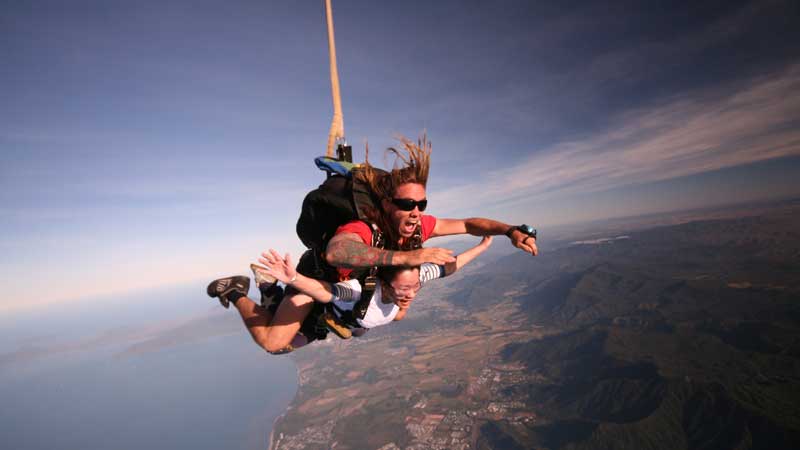Tandem Skydive from up to 15,000ft at Byron Bay and you get to spend time in the magnificent Byron Bay!