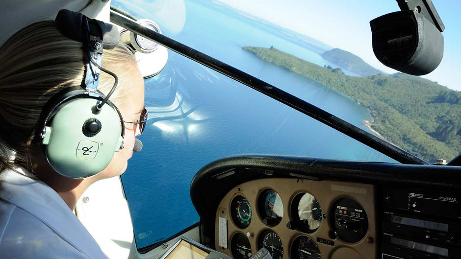 Take to the skies and experience an exhilarating scenic flight over great Lake Taupo!