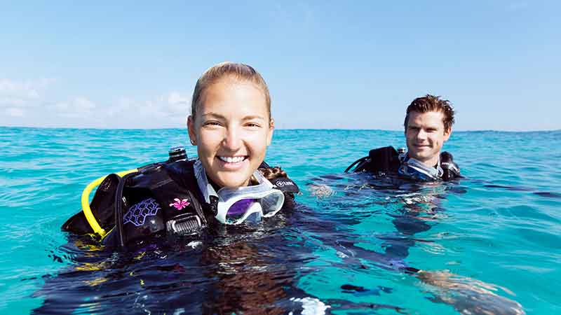 Experience Scuba Diving on Gold Coasts' Wave Break Island with Gold Coast Dive Centre!