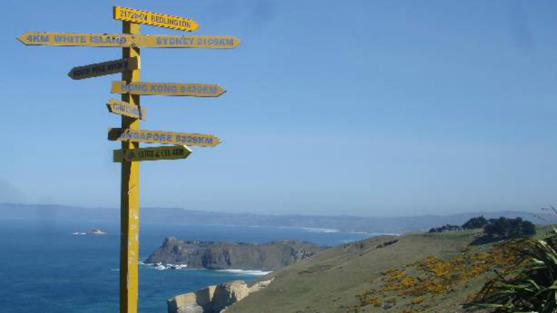 Breathe in the stunning Otago coast with your 18 holes!