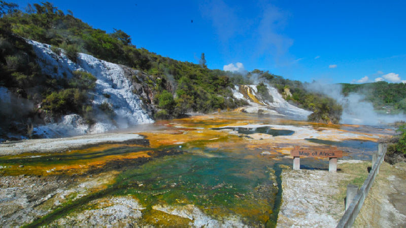 Incorporating the amazing geothermal wonderland Orakei Korako and a thrilling jet boat experience - New Zealand Riverjet Thermal Safari is fantastic adventure not to be missed!