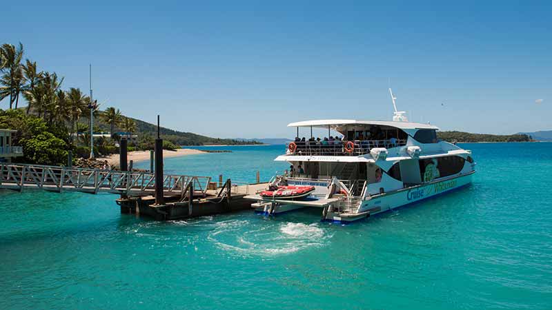 Come aboard the Hop On Hop Off ferry and explore Hamilton Island and Daydream Island for a day trip with Cruise Whitsundays