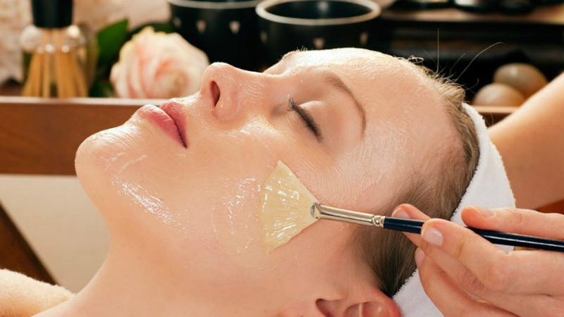 Nourish and protect with Eco-Certified Organic Facial. Committed to exceeding your expectations, you can enjoy an experience that gives you results from the talented therapists at Beaute Skin Bar & Beauty Clinic.