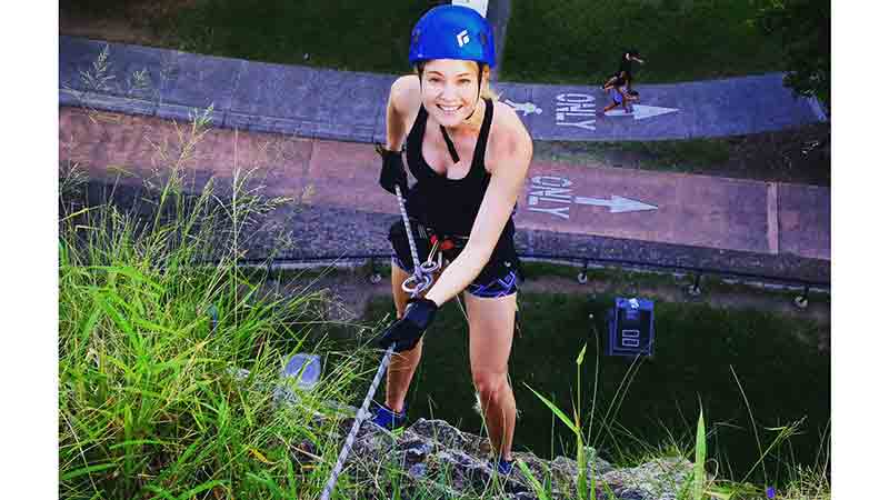 Come and join Green Frog Adventures for a rewarding but very challenging half together at the beautiful Kangaroo Point Cliffs, Brisbane, rock climbing and abseiling!