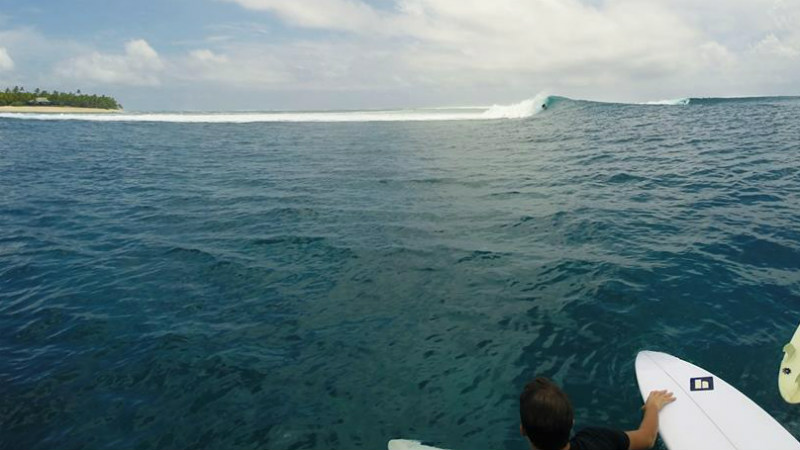Get amongst the world class breaks of Fiji’s pristine coastline.