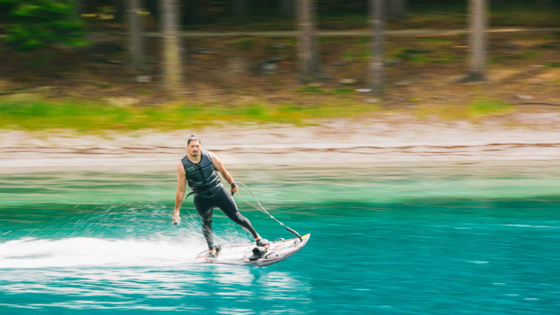 Why paddle when you can Jetboard! 