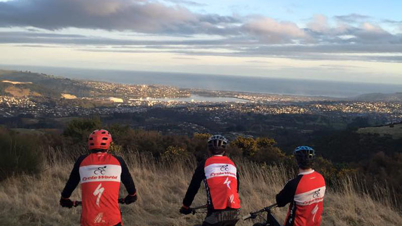 Explore the incredible Otago Peninsula with a full days bike hire brought to you by Cycle World – The cities leading bike specialists!