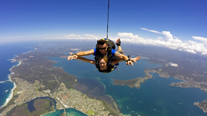 Join us for a tandem skydive in Newcastle! Leave your comfort zone at the door and jump into the sky where the city meets the ocean!