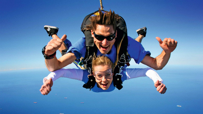 Feel the insane rush from tandem skydiving as you free fall at over 200km/hr for up to 60 seconds, followed by a beautiful float to your destination as you soar above the spectacular views of Wollongong beach. It doesn’t get better than this!