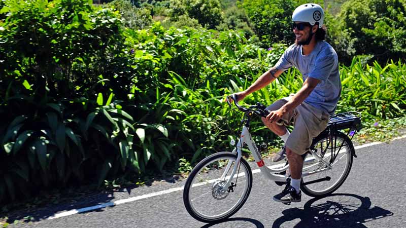 Explore Russell's beautiful landscape and unique heritage on an electric bike! An exciting new way to discover the charming town of Russell, home to New Zealand’s first sea port, its first European settlement and the countries first capital in nearby Okiato.