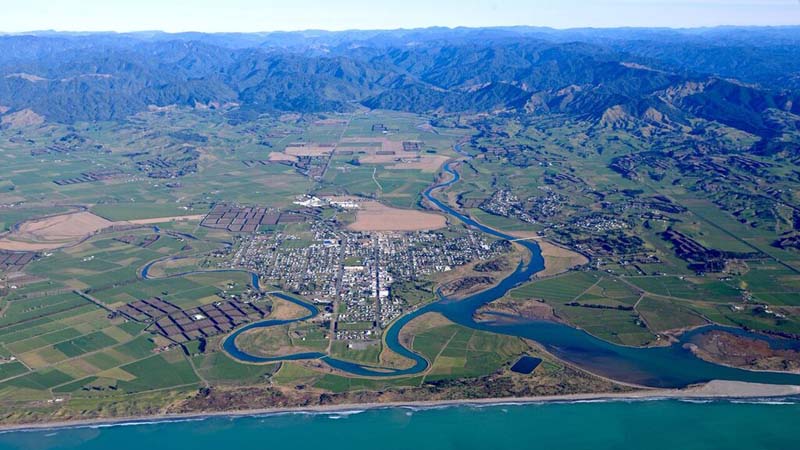 Experience not one but two of New Zealand’s mighty volcanoes with this incredible 90 minute scenic flight!