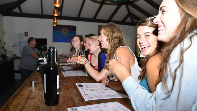 Taste the best the Hunter Valley has to offer on a fun, social tour with all the good bits!