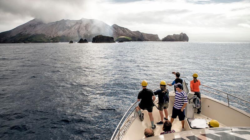 Join White Island Tours on a journey to discover the incredible live volcano that is White Island and get up close to amazing geothermal activity on this truly unique and awe inspiring adventure.