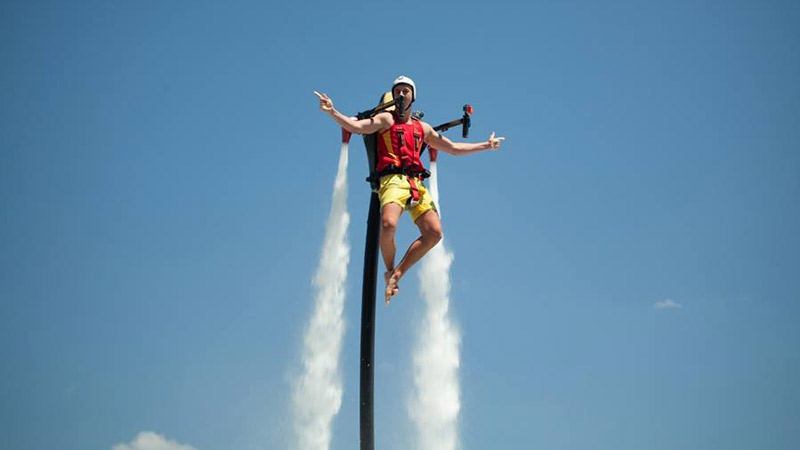 Experience the thrill of being strapped to a jetpacks and flying through the air, assisted by high pressure water jets! Located on the Central Coast