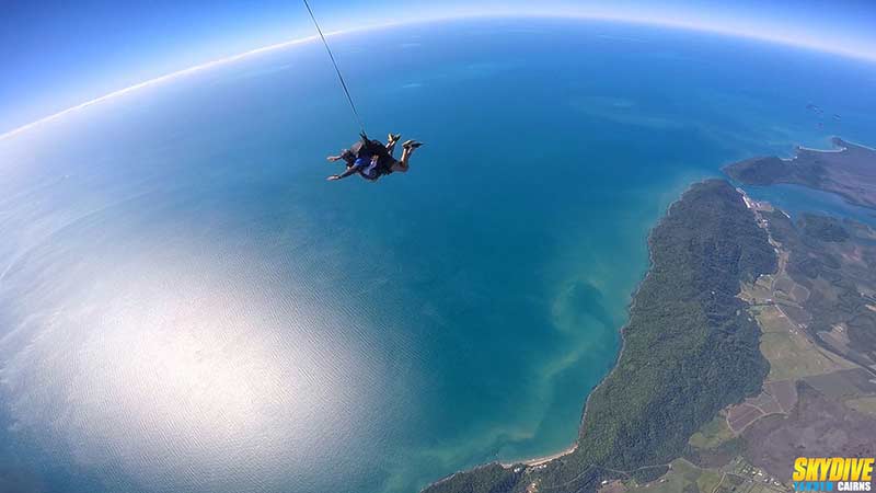 Join Tandem Cairns for a tandem skydive from a massive 14,000ft!