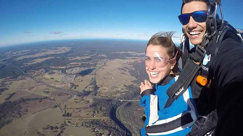 Join us for a tandem skydive from up to 15,000ft with breath taking views of the coastline, Blue Mountains and Sydney City Skyline!