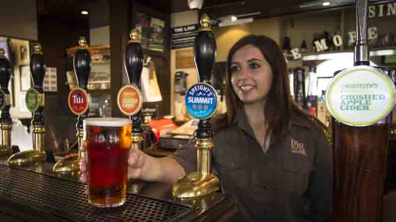 Enjoy a delicious Pub Favourite Lunch at the Pig & Whistle - Queenstown’s original English pub!