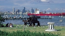 Melbourne River Cruises - City To Williamstown - Sightseeing Cruise