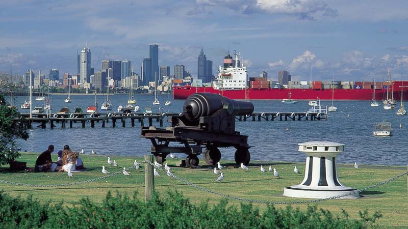 Visit Melbourne’s historic first sea port on an exciting return sightseeing cruise to Williamstown.