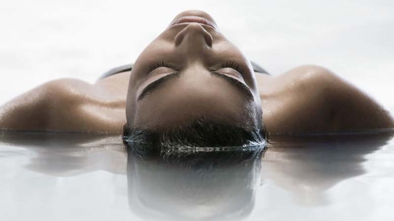 Experience 1.5 Hours of sheer floating heaven and reap the physical and psychological benefits of floatation therapy.