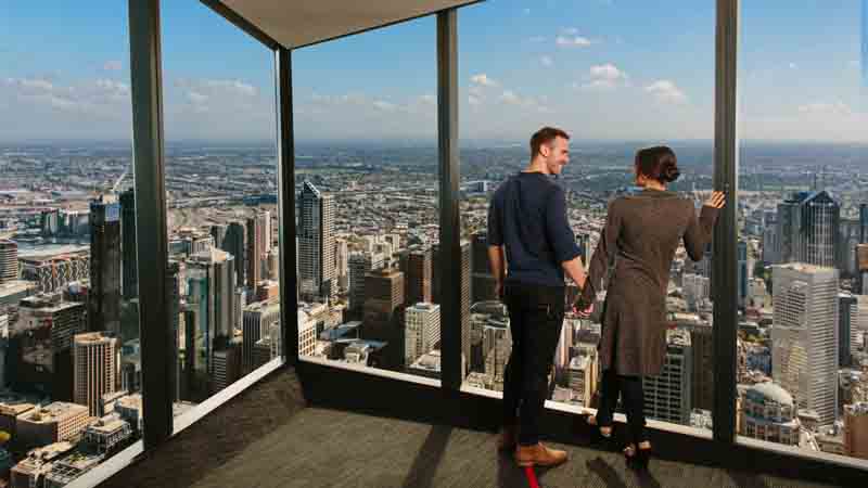 Visit the highly acclaimed Melbourne Skydeck and see Melbourne from a completely new perspective from the Southern Hemisphere’s highest viewing platform!