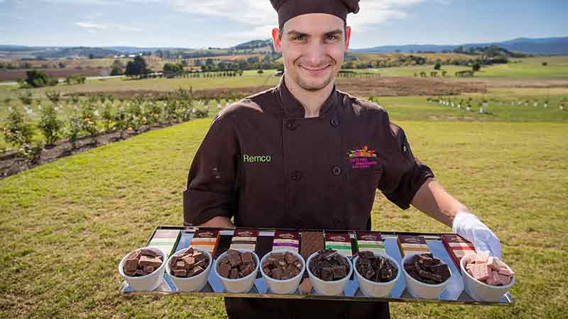 Join us on our wine and food tour of the Yarra Valley ex Melbourne - where wine is only half of the story of this gourmet paradise!