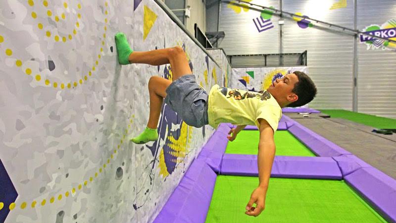 Experience the perfect combination of fun, fitness and entertainment at JUMP trampoline park! 