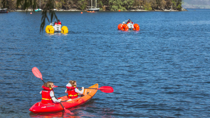 Hire a double kayak and explore the pristine blue waters of the breathtaking Lake Wakatipu with a friend!