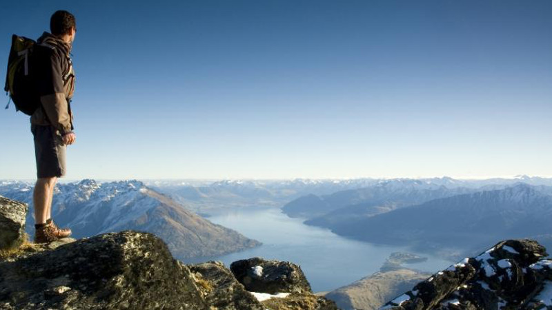 Escape the crowds and discover the breathtaking beauty of the the Remarkable Alpine Range. Your guide will take you on a specialised hike tailored to your fitness and experience level, exposing you to the most breathtaking sights of this alpine wonderland.